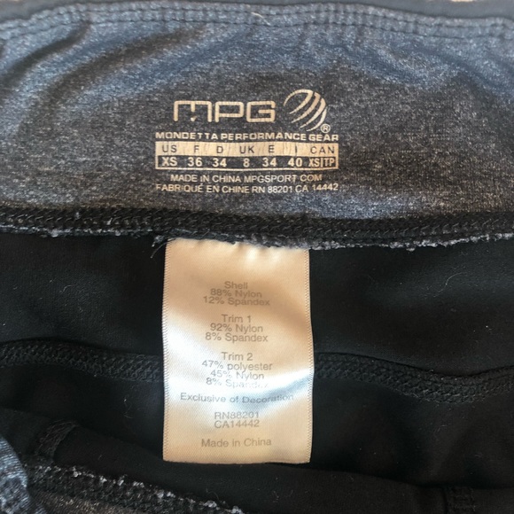 MPG Loose Ankle Leggings - Picture 5 of 7